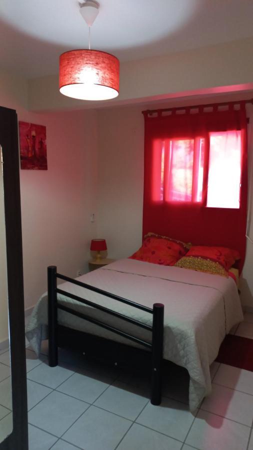 Charmant Petit T2 Dans Maison Vieux-Bourg Exteriör bild