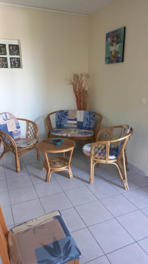 Charmant Petit T2 Dans Maison Vieux-Bourg Exteriör bild